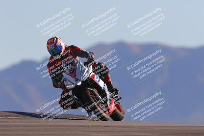media/Nov-06-2023-Moto Forza (Mon) [[ce023d0744]]/3-Intermediate Group/Session 5 (Turn 9)/